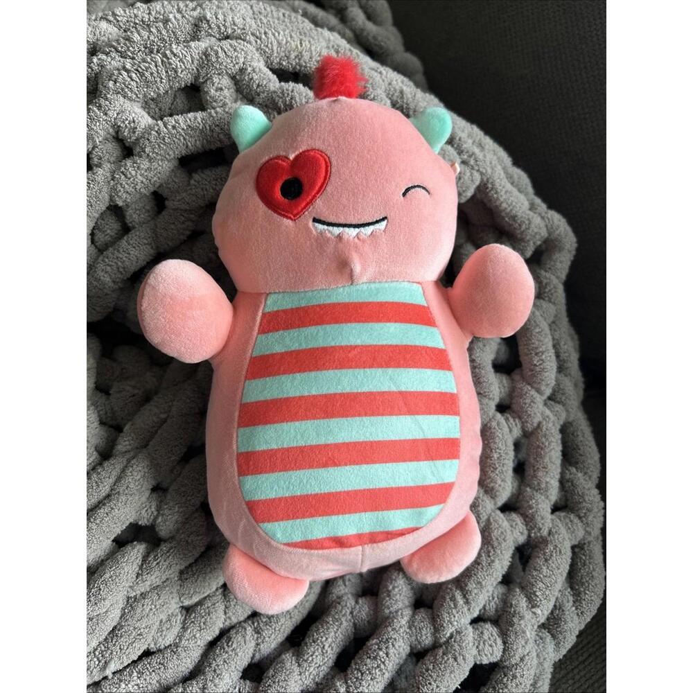 Squishmallows Hugmees 10” Willett Pink Nwt Valentine Easter Monster Plush
